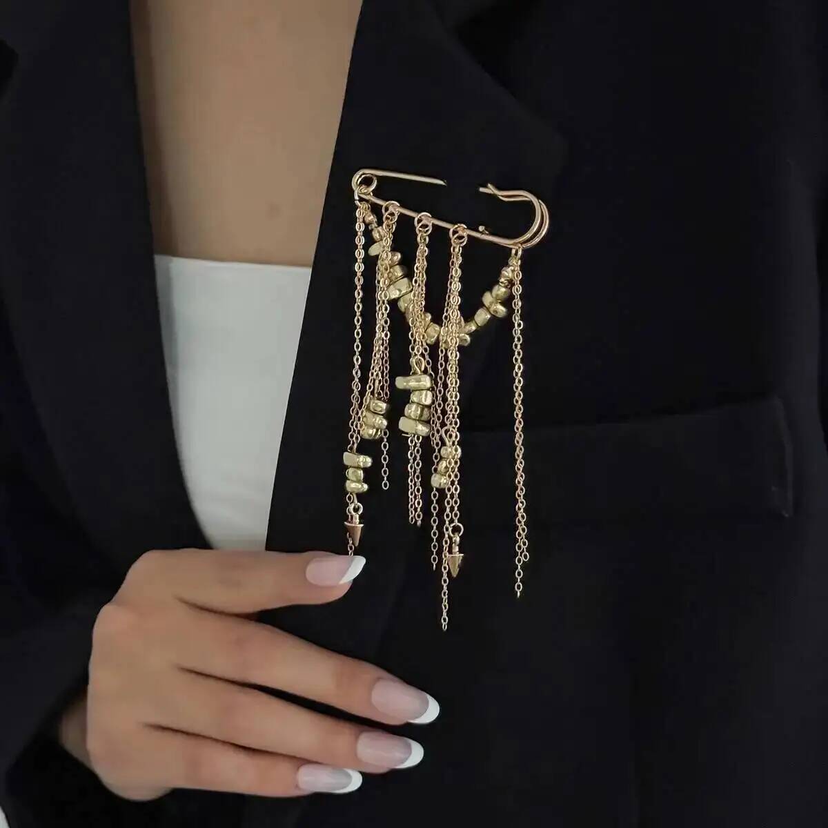 Z Vintage Fashion - Broche de Cadena con Borlas Irregulares
