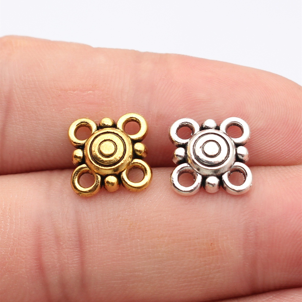 Vintage Fashion Stores - WYSIWYG 20 piezas 15x15mm Conectores de