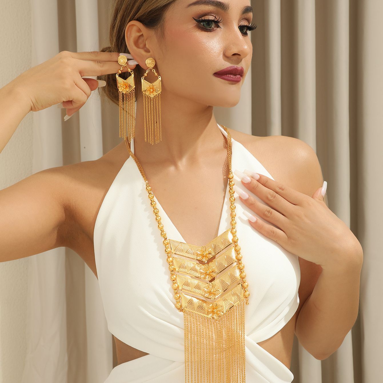 Vintage Fashion Stores - Collar de aleación chapada en oro